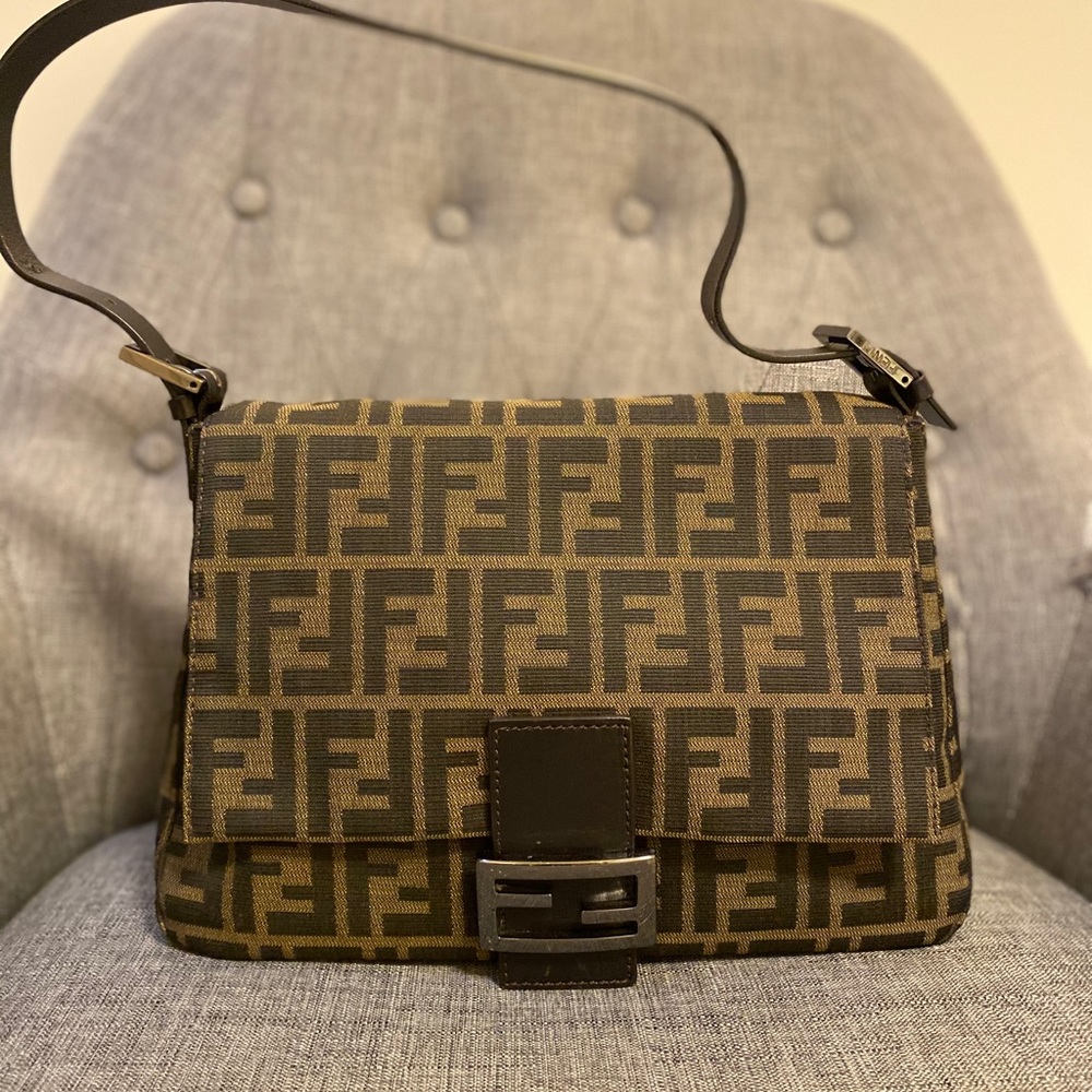 Fendi mama baguette